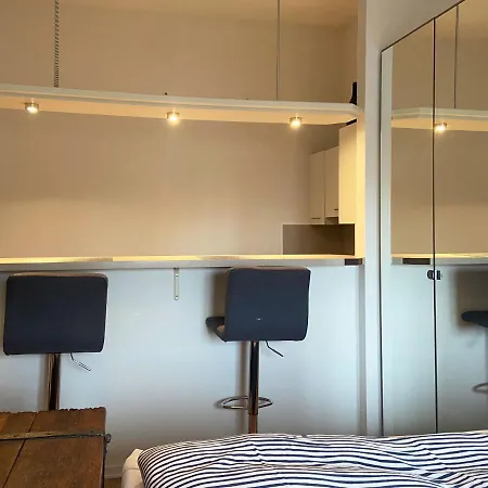Weinart - Cosy Flat